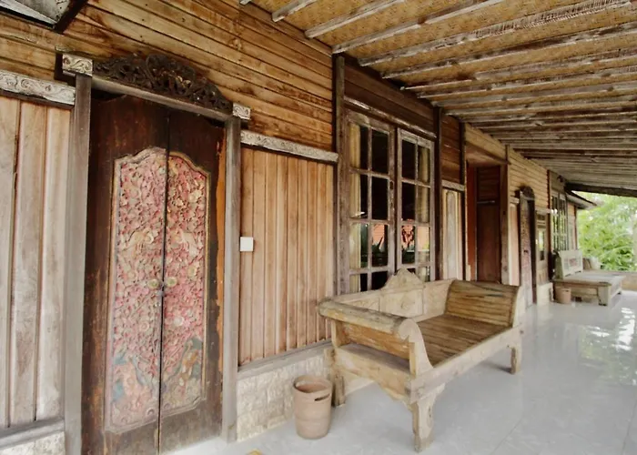 Umah Nik Kepitu *